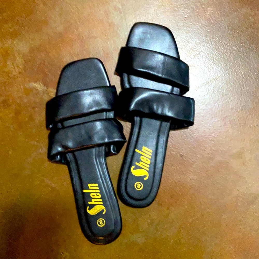 Black sandals
